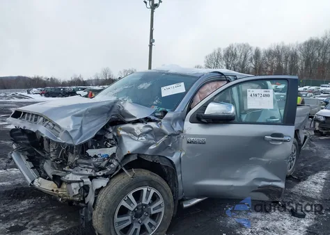 2021 Toyota Tundra Platinum из США, поврежденный, VIN 5TFAY5F1XMX034647